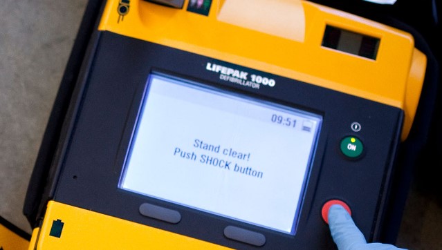 LIFEPAK 1000 AED Defibrillator