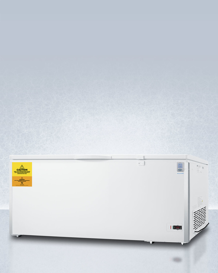 19.8 Cu Ft Chest Freezer Capable of -35º C (-31º F)