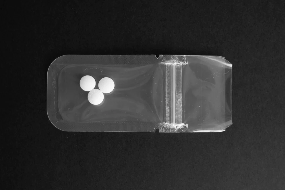 Pediatric Sealed Tear Off Pill Pouch