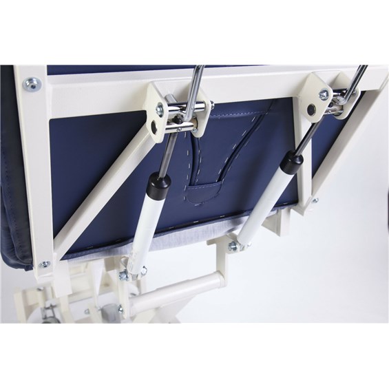 EFA 3 Section 4 Bar Electric Hi Low Treatment Table