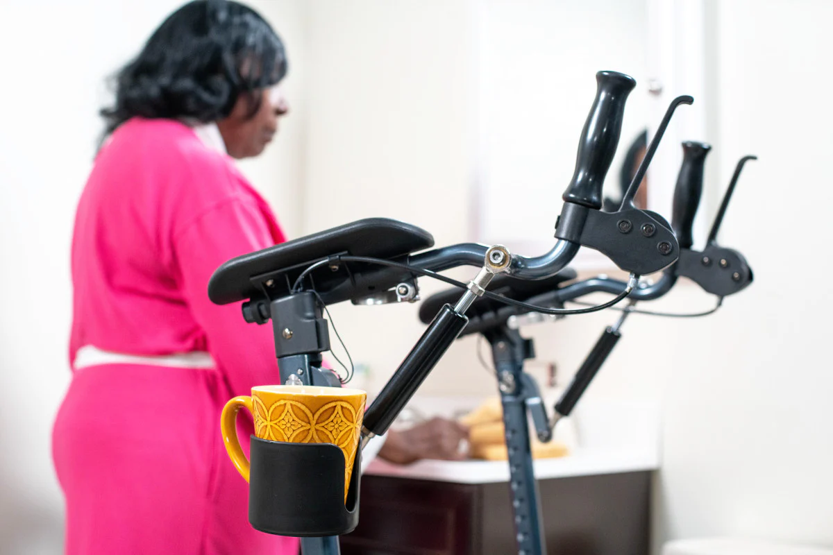 CardioAccelerator Backsaver Rollator