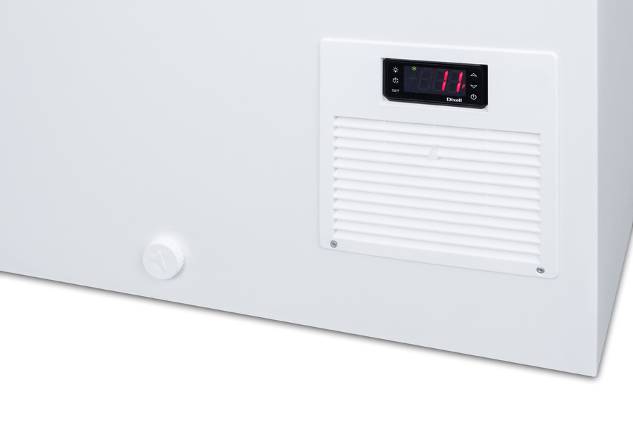 7.2 Cu. Ft. Chest Freezer
