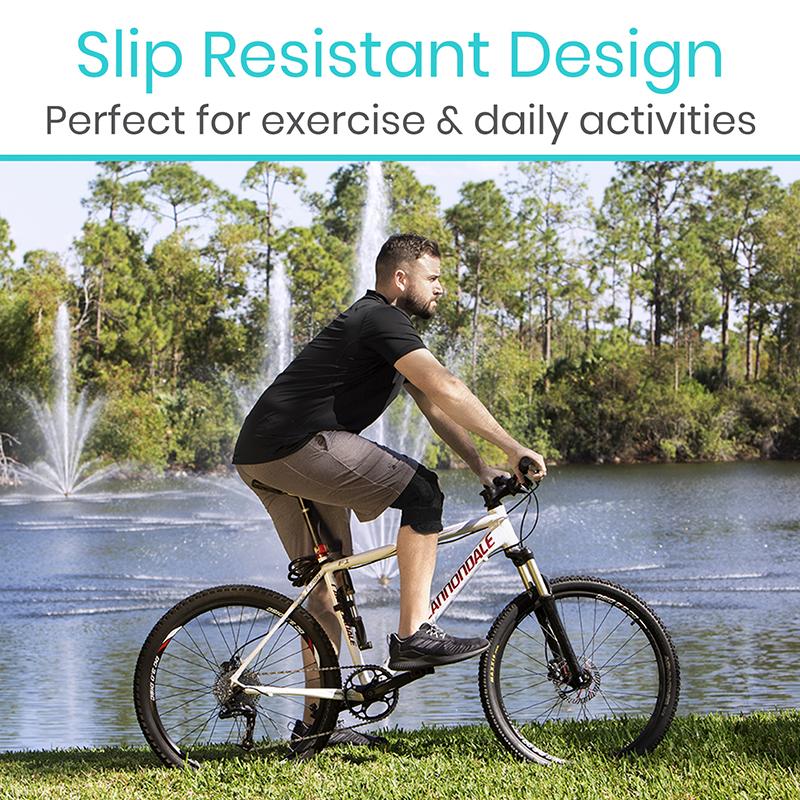 Hinged Knee Brace with Removable Splints