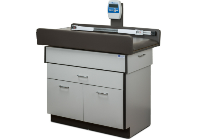 Pediatric Scale  Treatment Table