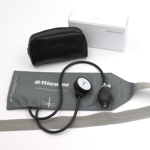 Exacta Aneroid Sphygmomanometer